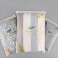 Feuilles mates différentes tailles pour drap de lit manteau sous-vêtement thermique emballage paquet sac en plastique vêtement sac à fermeture éclair