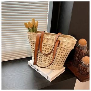 Sac en paille jacquard tissé à la main avec nœud doré, motif lapin, sacs colorés, sacs bandoulière, sacs seau et pochettes pour tissage avec nom - Product Image 4