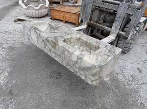 Vasque de salle de bain double intégrée sur mesure en marbre Calacatta Verde, en pierre naturelle, avec dessus de meuble fait main - Product Image 2
