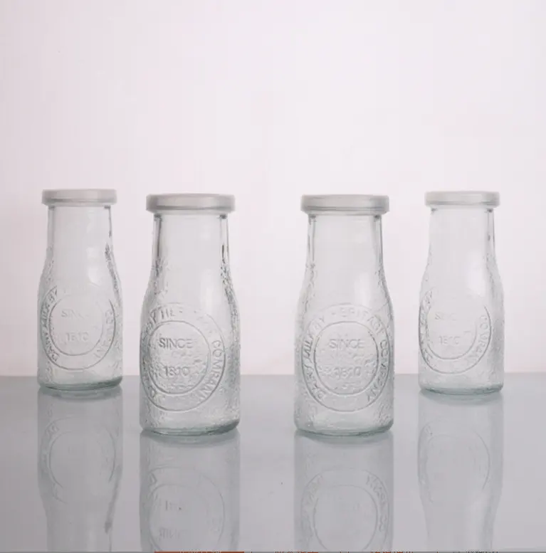 Botella de leche de vidrio de 220ml con tapa de sellado de plástico-recipiente de lata de bebida láctea reutilizable Vintage para batidos de yogur de leche