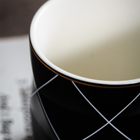 Tasses à café en céramique personnalisées avec couvercle et cuillère, design dessin animé, couleurs variées, capacité 401-500 ml, style moderne, pour fêtes, vente en gros