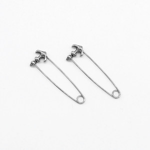 Pendientes de seguridad con forma de ancla, de acero de titanio, para mujeres y hombres, diseño geométrico de moda, origen Guangzhou - Product Image 2