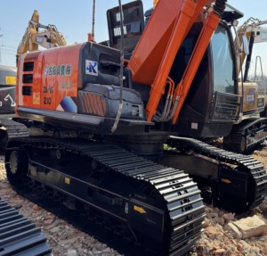 รถขุดตีนตะขาบมือสอง Hitachi ZX210 ZX200 ZX240 ขนาด 20 ตัน 21 ตัน พร้อมห้องโดยสารแบบปิดที่สะดวกสบายและมีระบบปรับอากาศ - Product Image 5
