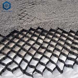 Grille de protection en <span class=keywords><strong>plastique</strong></span> 3D <span class=keywords><strong>pour</strong></span> le contrôle de l'érosion et la protection des pentes en nid d'abeille, <span class=keywords><strong>pour</strong></span> projets routiers en Tanzanie - Product Image 2