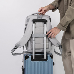 Ransel kualitas tinggi tahan air dan tahan lama, cocok untuk pria dan wanita, lapisan poliester, dengan fungsi USB - Product Image 2