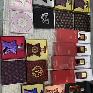 Livraison rapide États-Unis et UE Vente en gros Format voyage Dizaines de parfums et eaux de Cologne unisexes Parfum de luxe longue durée pour hommes - Product Image 1