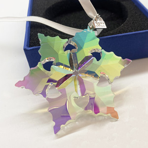 Adornos Navideños de Cristal con Diseño de Copo de Nieve, Edición Anual, para Decoración Festiva - Product Image 1