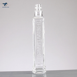 Bouteille de vin de raisin, de <span class=keywords><strong>vodka</strong></span>, de gin, de whisky, de rhum en verre imprimé sur mesure par une usine chinoise, <span class=keywords><strong>1l</strong></span> - Product Image 3