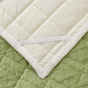 Winter Thickened Milk Fleece <b>Bedding</b> <b>Set</b> 1.2m Reversible Diamond Pattern Four Piece Student Dormitory Use - Product Image 5