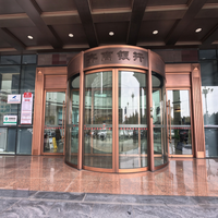 Porte tournante commerciale à deux ailes, automatique, en verre trempé, en alliage d'aluminium, écoénergétique, pour banque, hôtel, aéroport, centre commercial