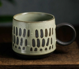 Tasses en céramique minimalistes de haute qualité, écologiques, à longue durée de vie, design artistique unique, peintes à la main, style nordique, compatibles lave-vaisselle et micro-ondes - Product Image 1