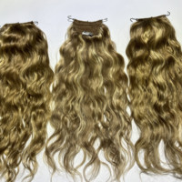 En gros Extension de queue de cheval en cheveux naturels, longue, ondulée (Body Wave) et à ondulations profondes (Deep Wave), postiche bouclée