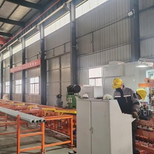 Máquina de tubo de aleta H de soldadura de alta frecuencia utilizada en la industria petrolera - Product Image 4