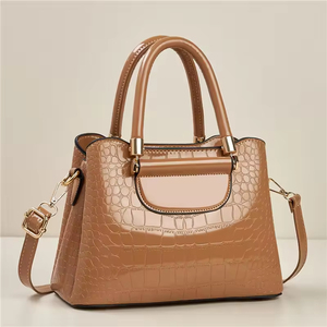 Sacs fourre-tout élégants en cuir PU pour femmes, personnalisables OEM/ODM, sacs à main vegan de luxe pour femmes, printemps, été, automne, hiver - Product Image 4