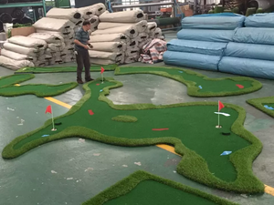 PGM GL006 Personnalisé <span class=keywords><strong>Mini</strong></span> <span class=keywords><strong>Golf</strong></span> Gazon Artificiel Putting Green Mat Intérieur/Extérieur Aide à la Formation Fabriqué EVA-Practice <span class=keywords><strong>Golf</strong></span> Putting Green - Product Image 5