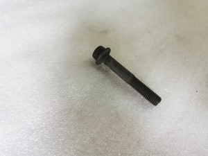 Le moteur diesel du <span class=keywords><strong>camion</strong></span> QSC8.3 de fabrication partie des boulons de tête de bride 3944593L - Product Image 5