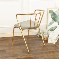 Chaise de salle à manger avec dossier en fer simple et moderne nordique, empilable pour restaurant, lieu de loisirs et café avec velours