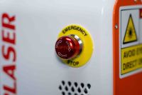 Machine de nettoyage au laser à dos 50w 100w, nettoie la machine de nettoyage au laser pour l'élimination de la rouille, machine de nettoyage au laser pour la rouille