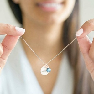 Colliers personnalisés en forme de cœur en <span class=keywords><strong>argent</strong></span> 925 pour femmes, breloques en pierre de naissance, coeur vierge gravé, 2023 - Product Image 6