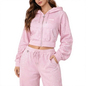 Conjunto Deportivo Rosa con Pedrería, Transpirable, Sudadera Corta Oversize y Pantalones Acampanados, Dos Piezas, Fabricación Personalizada ODM - Product Image 4