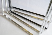 Barre d'espacement en alliage d'aluminium flexible 9.5A, design moderne, durable, installation facile par vis, garantie 5 ans pour porte et fenêtre en verre
