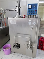 Machine Industrielle à Crème Glacée Continue 300L/H
