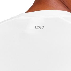 เสื้อยืดผู้ชายสไตล์สปอร์ต แบบเรียบ สีพื้น ทรงเข้ารูป ระบายอากาศได้ดี แขนสั้น สวมใส่สบาย ขายส่ง OEM - Product Image 6