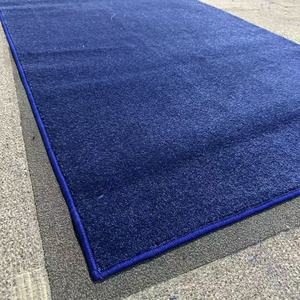 Alfombra <span class=keywords><strong>de</strong></span> hilo <span class=keywords><strong>de</strong></span> codo <span class=keywords><strong>de</strong></span> pared a pared al por mayor tamaño personalizado Borde <span class=keywords><strong>de</strong></span> bloqueo utilizado para boda evento <span class=keywords><strong>alquiler</strong></span> alfombra duradera 10-12mm ignífugo - Product Image 1