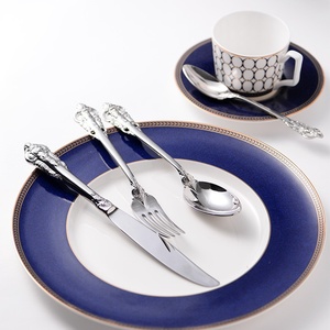 Couteau à steak, fourchette et cuillère en acier inoxydable 304 gravé, série Palais Rétro Luxe Léger, pour restaurant occidental - Product Image 4