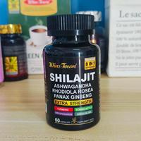Capsules de résine de Shilajit naturelles enrichies en Ashwagandha et curcuma, améliorent la fonction cognitive et la concentration, un complément alimentaire.