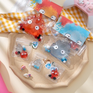 ของเล่นบีบคลายเครียดลายการ์ตูนญี่ปุ่นสีน้ำเงินและสีแดงรูปเปลวไฟ ดีไซน์น่ารัก นุ่มนิ่ม สร้างสรรค์ สำหรับเด็กชายและเด็กหญิง สินค้าใหม่ปี 2025 - Product Image 3