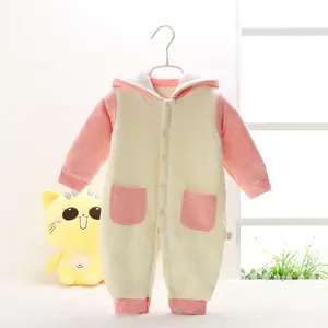 Mono de algodón para niñas pequeñas, ropa de escalada con capucha de una pieza, novedad, otoño e invierno, 2022