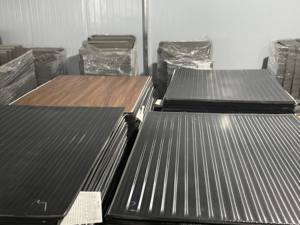 Revêtement <span class=keywords><strong>de</strong></span> <span class=keywords><strong>sol</strong></span> en PVC haute performance <span class=keywords><strong>facile</strong></span> à nettoyer pour les bureaux hôpitaux hôtels appartements disponibles à bas prix - Product Image 5