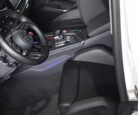 Sièges baquet de course Recaro inclinables en cuir PVC noir avec surpiqûres noires et dossier en cuir carbone