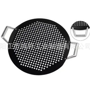 Plaque à pizza noire antiadhésive avec poignées 45,3x40,5 cm, plaque de cuisson ronde en fer pour usage domestique - Product Image 2