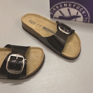 <span class=keywords><strong>Sandalias</strong></span> Planas de Playa para <span class=keywords><strong>Mujer</strong></span>, Estilo Comercio Exterior, con Hebilla Dorada Grande, Transpirables, con Rayas, Estilo Europeo Americano - Product Image 6