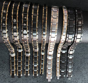 צמיד קלאסי, צמיד קלאסי עם מגנט couplies 'תכשיטים למסיבת חתונה מצופה זהב יוניסקס - Product Image 5