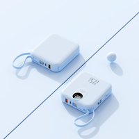 Gadgets tendances Electronique grand public Charge rapide Mini batterie externe portable Batterie 10000mAh avec câbles et affichage LED