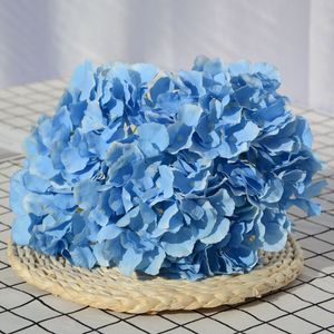 Fleurs artificielles en soie durable, hydrangea sans feuilles à 5 têtes, pour mariage, maison, extérieur - Product Image 5