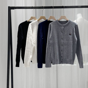 Automne et hiver personnalisé <span class=keywords><strong>pull</strong></span> tricoté pour femmes <span class=keywords><strong>chaud</strong></span> brodé logo cardigan décontracté col rond haut à manches longues - Product Image 1