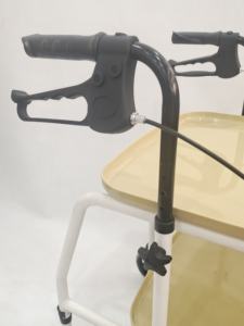Déambulateur à roulettes, chariot pratique avec plateaux intégrés et freins à main, rollator - Product Image 4