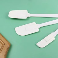 Ensemble de 3 spatules antiadhésives pour la pâtisserie et la décoration de gâteaux, résistantes à la chaleur, en TPR, avec manche en plastique, pour mélanger les œufs, la farine et la crème