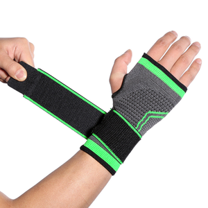 2026 Yeni Tasarım Nefes Alabilen Bilek Desteği, Karpal Tünel Sendromu ve Tendonit Ağrılarını Gidermek İçin Ayarlanabilir Atel ile - Product Image 5