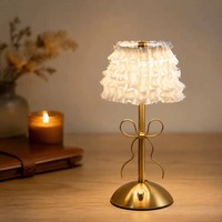 Lampe de table de style français avec nœud, 3 couleurs changeantes, luxe, rechargeable, petite lampe, rechargeable par Type-C, rétro, artistique