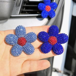 زخارف فاخرة زرقاء على شكل زهور مرصعة بالألماس وفيونكة لتزيين حافظات الهواتف وحرف يدوية - Product Image 1