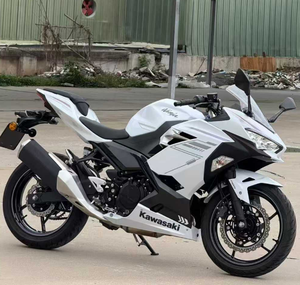 Kawasaki Ninja 400 4 Tempi <span class=keywords><strong>Moto</strong></span> Sportiva Elettrica Usata con ABS - Product Image 4