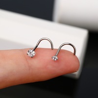 Cincin Hidung Titanium G23 20g Bentuk S Berlian Zirkonia Kubik 2mm Perhiasan Tindik Hidung 20 Gauge Stud Hidung Model Corkscrew