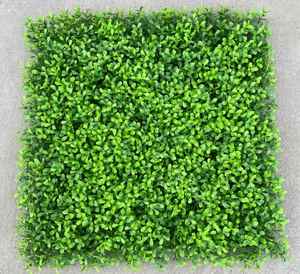 Panneaux muraux verts artificiels de 1x1m, <span class=keywords><strong>faux</strong></span> gazon réaliste protégé contre les UV et panneaux de haie de buis <span class=keywords><strong>pour</strong></span> décoration murale intérieure et extérieure - Product Image 3