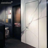 Porte ronde en bois massif pour l'intérieur de la maison, design d'intérieur, porte en bois et aluminium, porte cachée