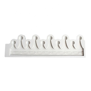 Molde de Fondant em Forma de Coroa Circular 3D, Silicone Branco, Ferramenta de Decoração para Bolos, 22.5x6.3cm, Moldes de Pasta de Açúcar - Product Image 5